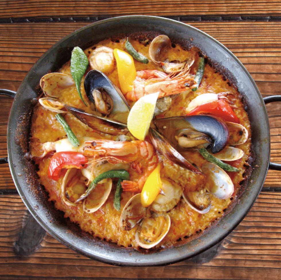 食卓に鉄鍋パエリア!!
エルカミーノでは、
パエリアを
鉄鍋のままテイクアウト可能です。
炊き立てアツアツのパエリアを
ご家庭で楽しみませんか?
パエリア鍋は
洗わずに
お手すきな時に
返却していただければOKです。
ぜひご利用くだい!
詳細はこちら↓
https://elcamino.hamazo.tv/e9032828.html
「エルカミーノはまぞう」
でも検索いただけます。
店内飲食も感染対策を徹底しながら営業しております!
エルカミーノ佐鳴台
浜松市中区佐鳴台1-11-5
サーラプラザ佐鳴台
053-440-7057